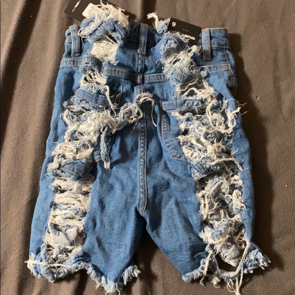 high rise shorts - Picture 2 of 3